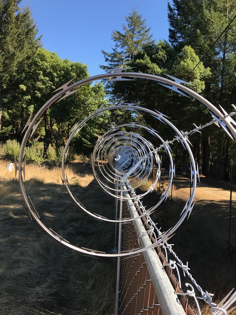 Slat Master chain link installation along a commercial site in Humboldt County