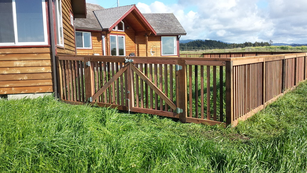 Redwood fence installed on a Humboldt County residential property